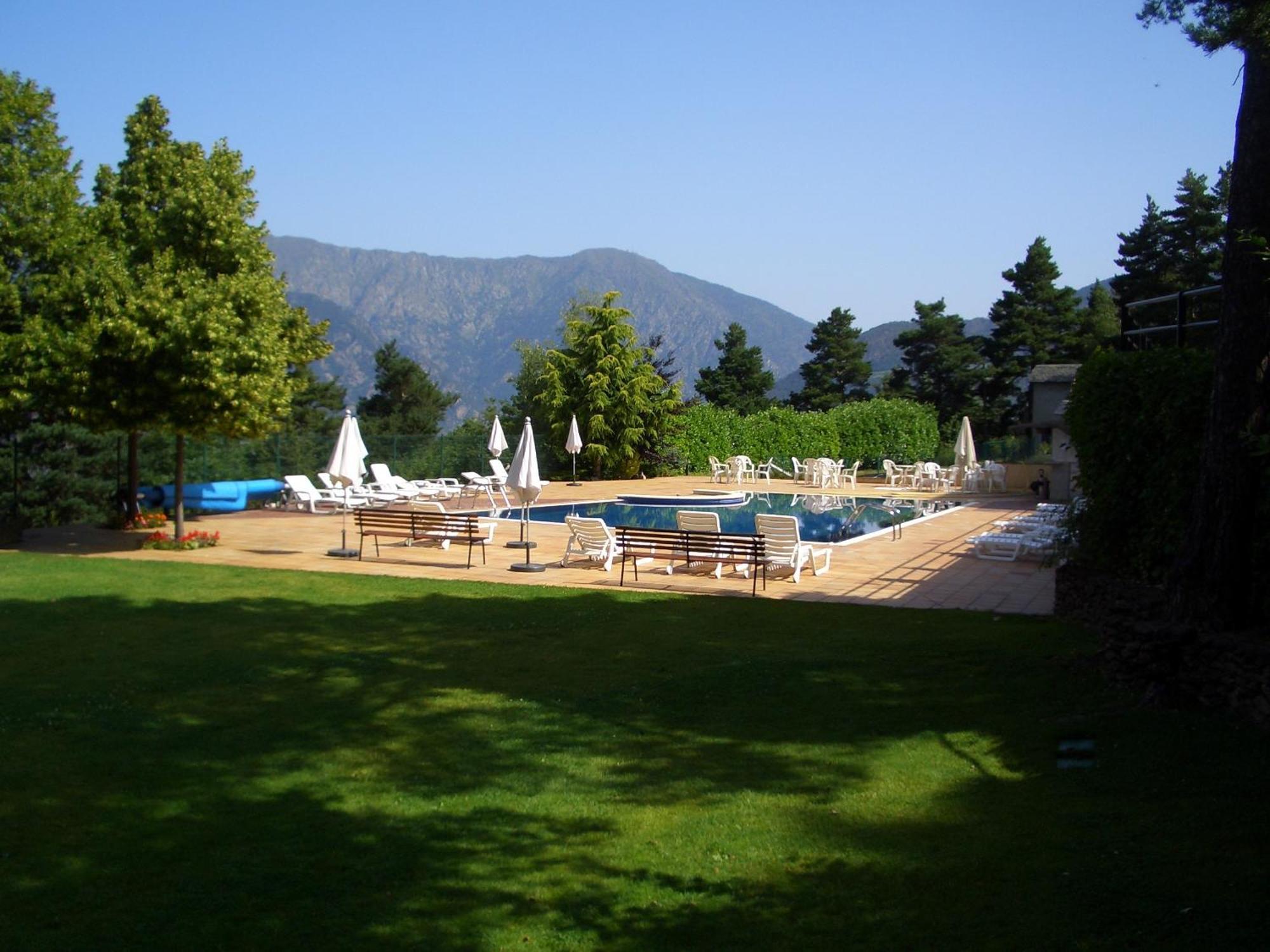 Coma Bella Hotel Sant Julià de Lòria Instalações foto